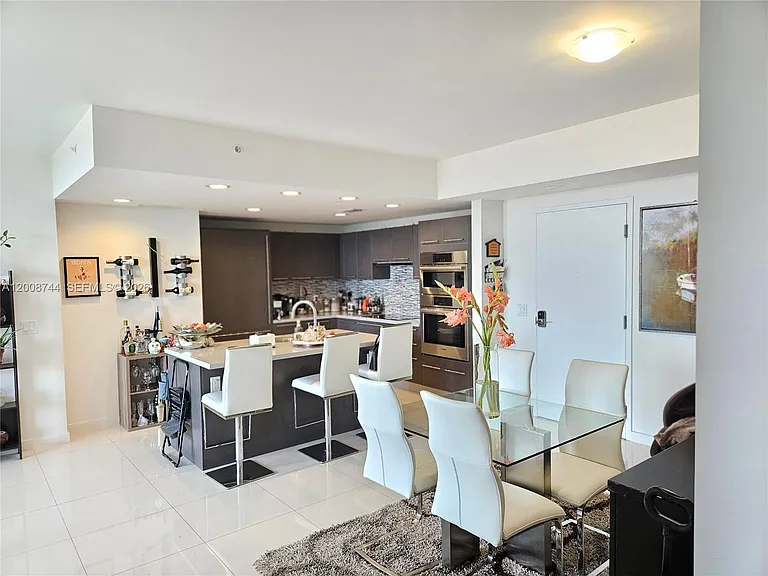 7875 NW 107th Ave #510 — Photo 4