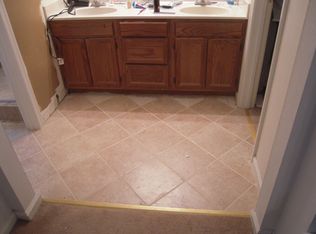 2000 Brier Cliff Cres, Chesapeake, VA 23320