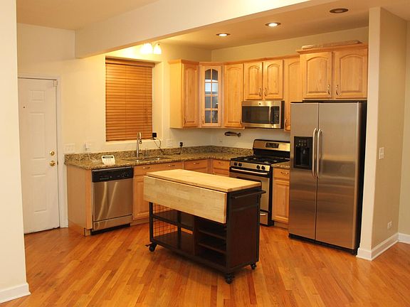 2nd image of 4746 S Forrestville Ave APT 1S
