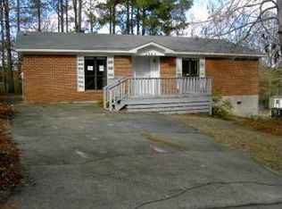 3567 Woodlake Rd, Hephzibah, GA 30815