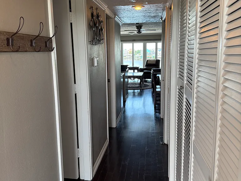 560 Pleasure Island Blvd #310 — Photo 14
