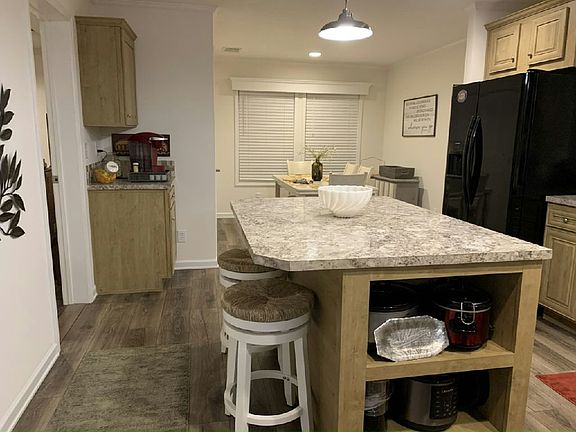 4th image of 13318 Sea Breeze Ln #Jrcikt