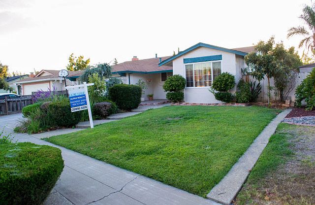 1st image of 2887 Haughton Dr