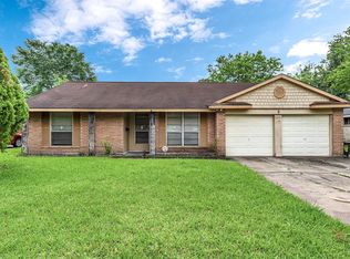 11715 Stroud Dr, Houston, TX 77072