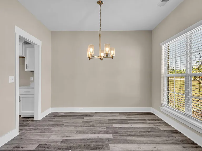 117 Traveller Ln — Photo 29
