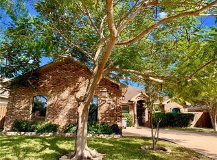1112 Loyola Dr, Edinburg, TX 78541