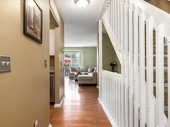 5th image of 5792 Blendonbrook Ln
