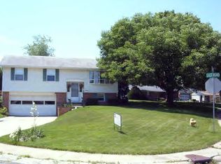 516 S Cedarwood Dr, Danville, IL 61832