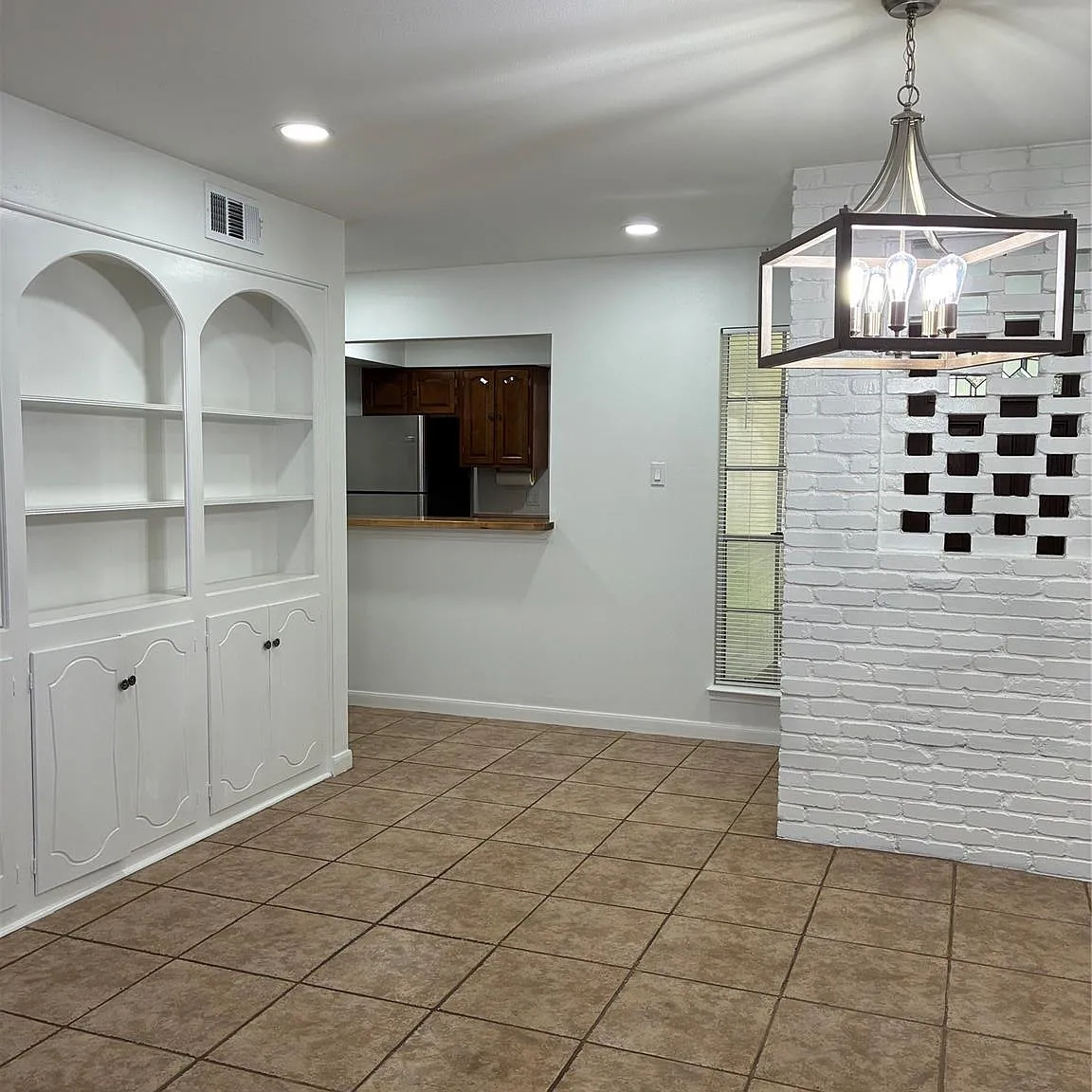1 bed, 1.0 bath, 903 sqft, $1,600 — Photo 4