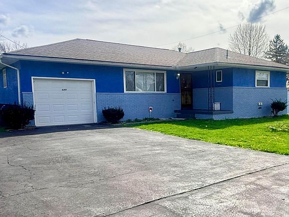 3rd image of 4397 Wright Ave