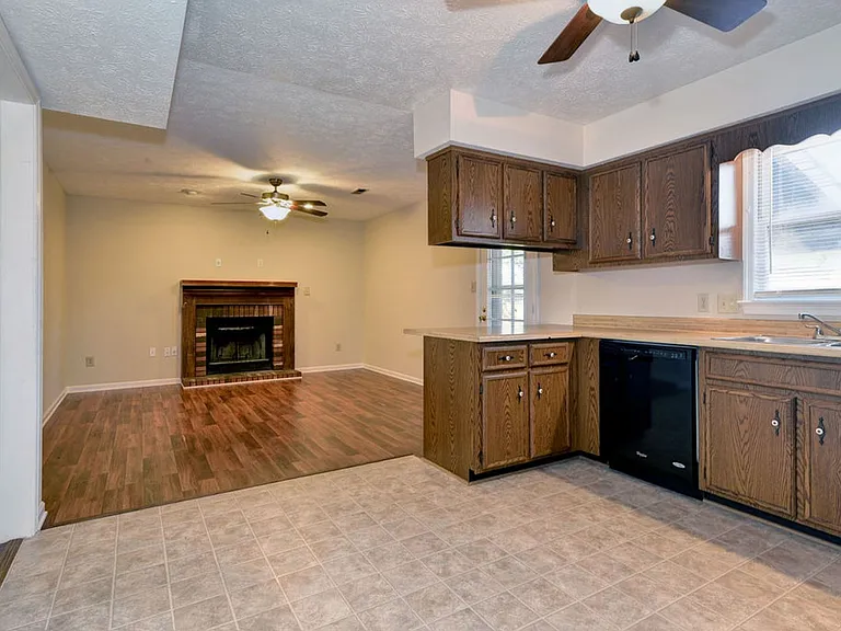 16 Natalie Dr — Photo 15