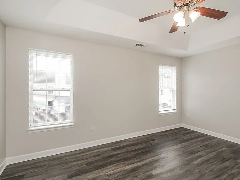 2648 Reid Park Ln — Photo 10