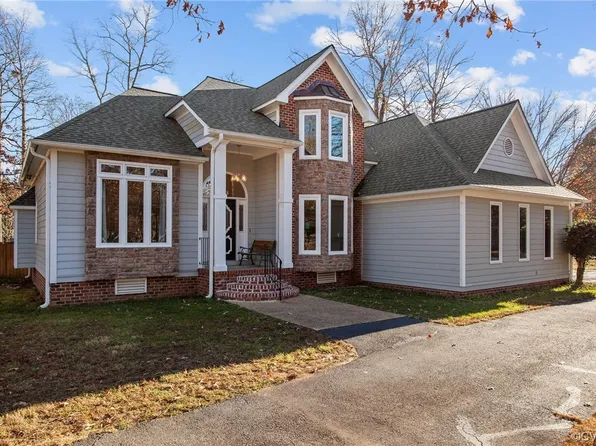 14001 Cooperton Cir, Chester, VA 23836