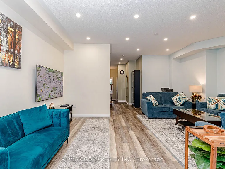 65 Niagara Trl — Photo 10
