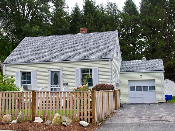 2nd image of 174 Central Ave