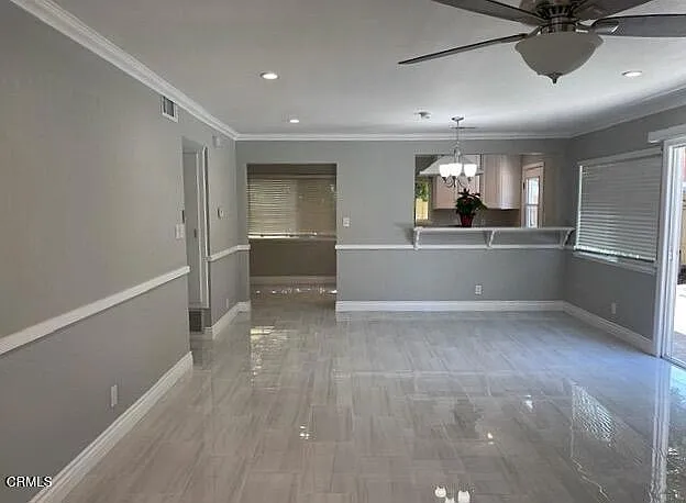 2589 Bayshore Ave — Photo 12