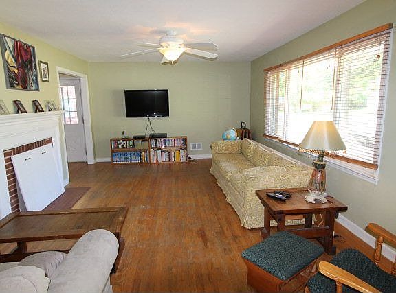 2nd image of 771 Winyah Dr