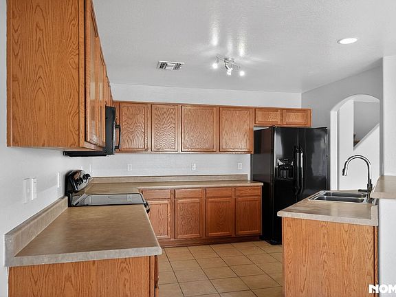 4th image of 22066 W Solano Dr