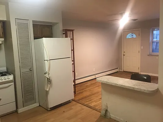 Rented by Ulas Real Estates Inc | media 31