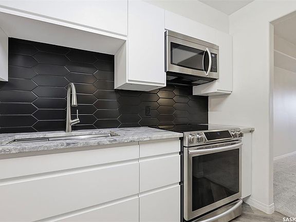 5th image of UNIT 208-1700 Main STREET E