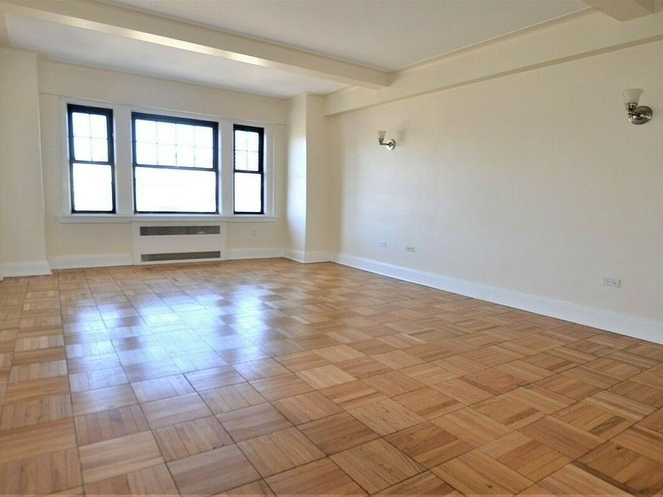 1st image of 95 Christopher St APT 8N