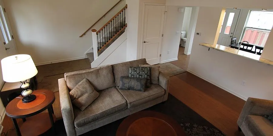 Brody Drive — Photo 4