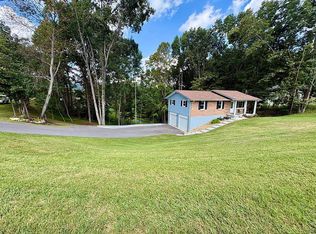 10153 Oakwinds Cir, Bristol, VA 24202