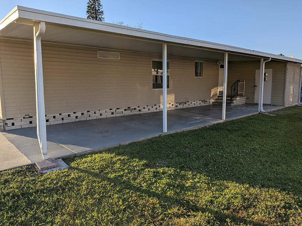 8803 Ripple Ct