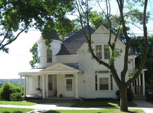 204 N 5th St #3B, Mankato, MN 56001