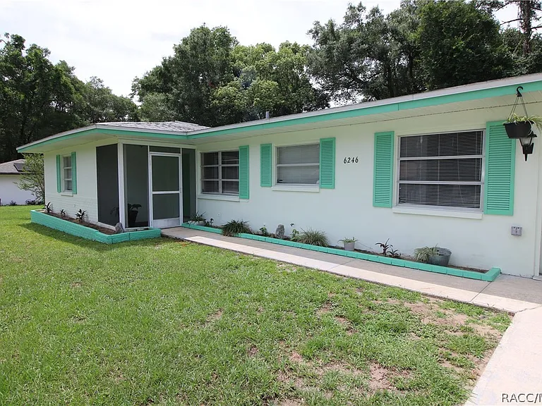6246 E Waverly St — Photo 2