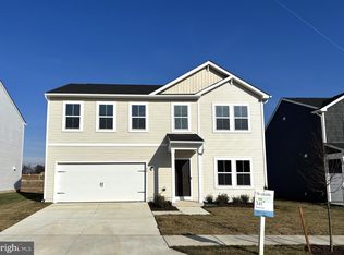 82 Thornton Ave, Ranson, WV 25438