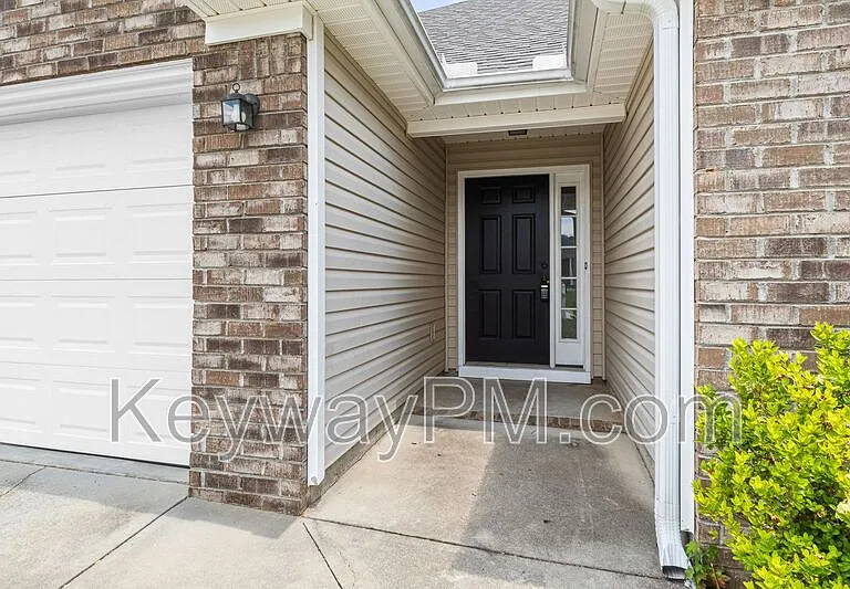 304 Elbrus Way — Photo 2