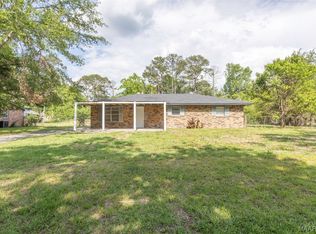 257 Meadow Lane Dr, Elmore, AL 36025