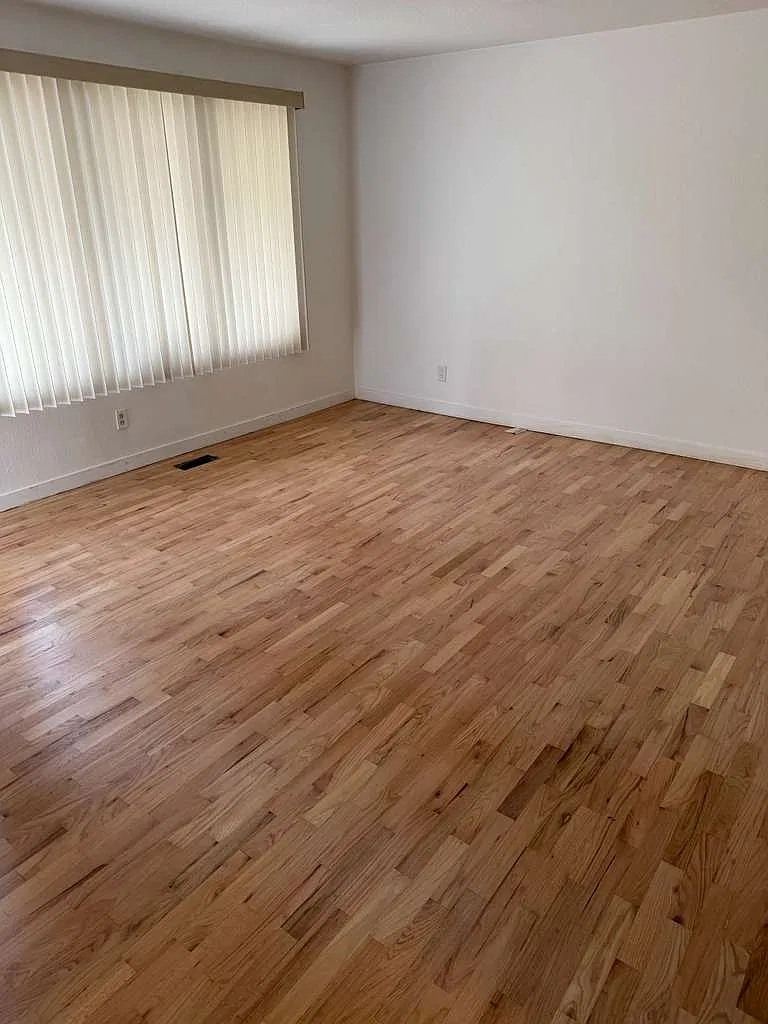 3 bed, 1653 sqft, $2,995 — Photo 2