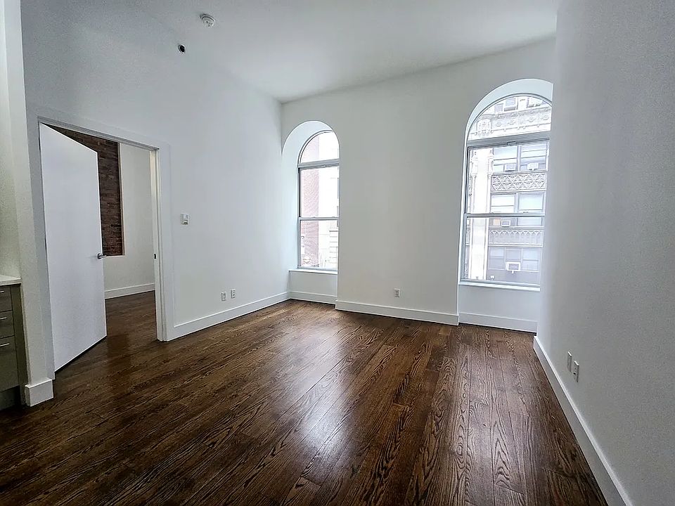 1st image of 68 Livingston St APT 2A