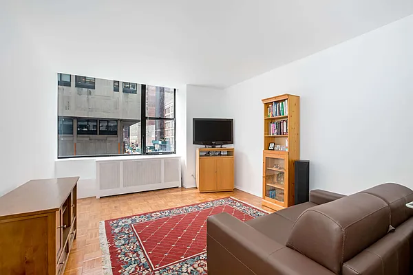 Sold by Compass | media 8