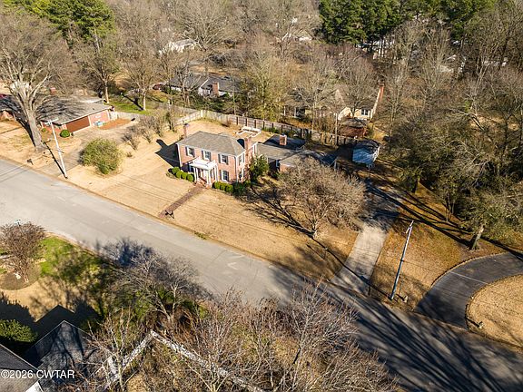 3rd image of 126 Rooks Dr