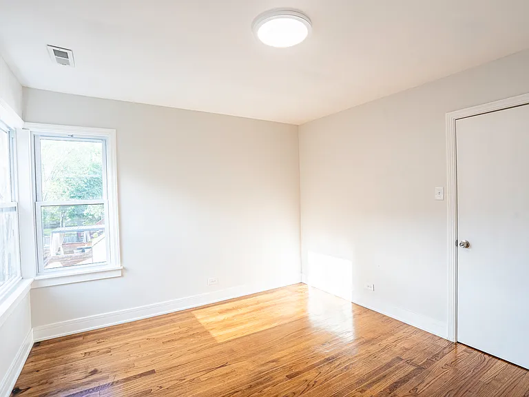 7212 S Euclid Ave #2 — Photo 30