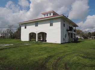 2028 Wilkinson Ln, Bay St Louis, MS 39520
