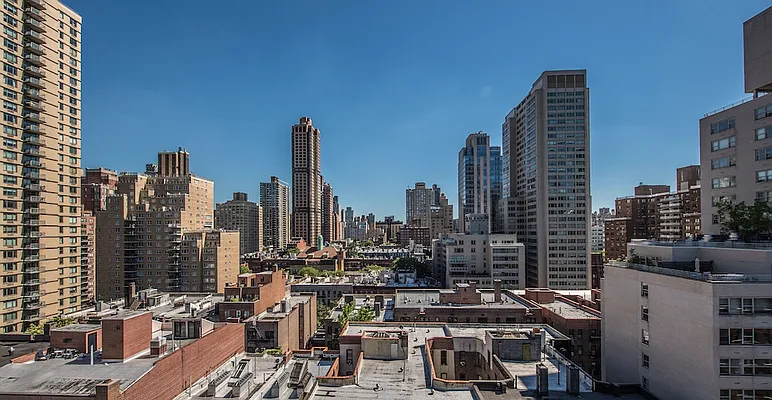 Rented by Hampshire Assets LLC | media 7