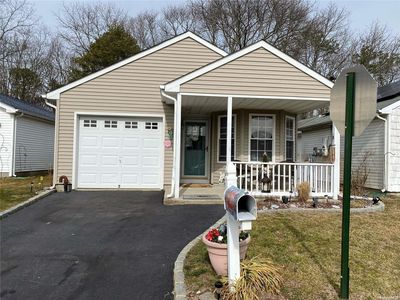 426 N Village Circle #426, Manorville, NY, 11949