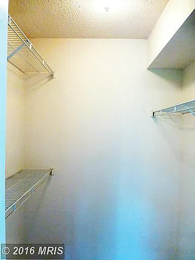 2 bed, 952 sqft, $2,595 — Photo 2