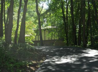 1195 Tracilee Dr, Howell, MI 48843