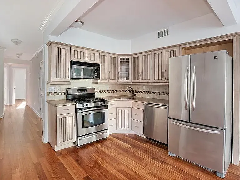 81 Saint Marks Pl #2 — Photo 2