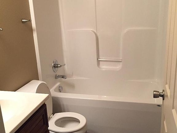 4th image of 16 Dallas Ln #A