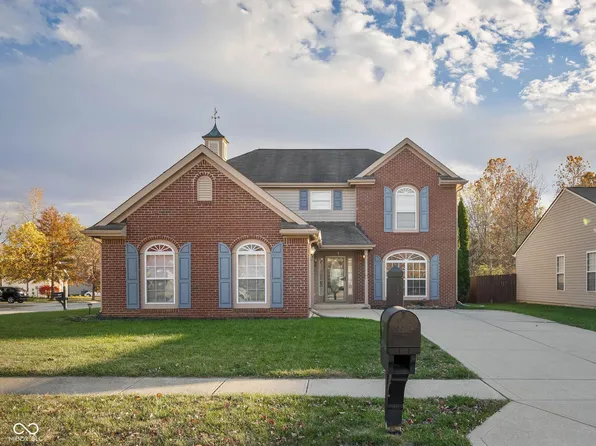 8066 Lawrence Woods Pl, Indianapolis, IN 46236