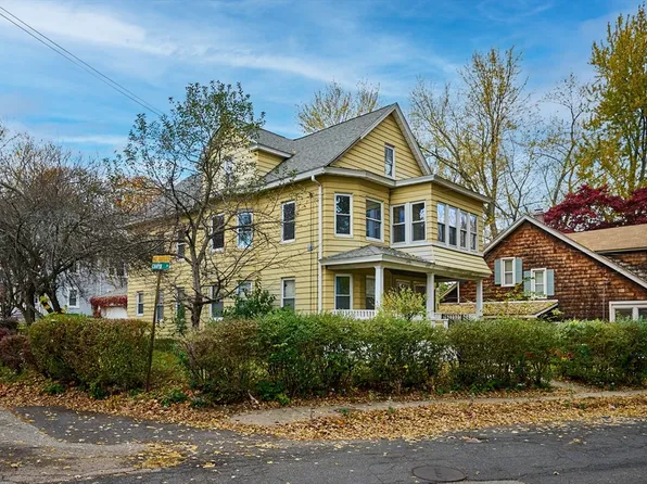 92-94 Nonotuck Ave, Chicopee, MA 01013