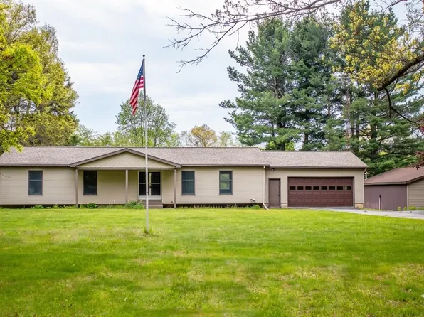 3635 Perrine Rd, Rives Junction, MI 49277