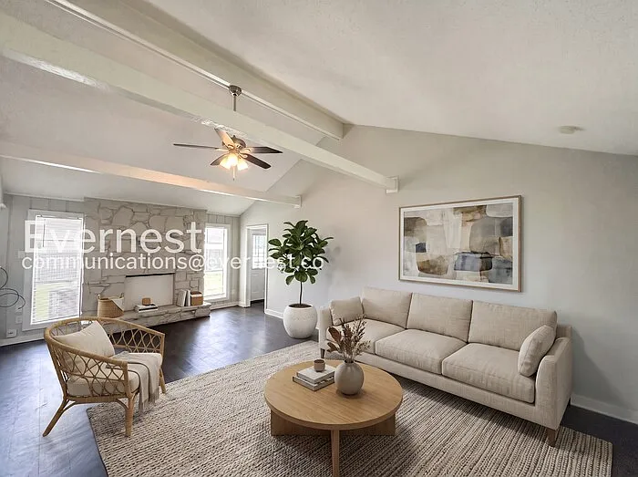 7127 Markim Dr — Photo 2