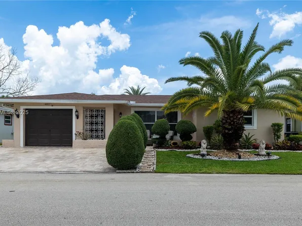 4811 NW 58th St, Tamarac, FL 33319